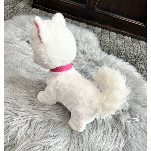IMC Toys White Cat Plush Bianca. Playful Life-like Interactive Plush - Picture 4 of 9